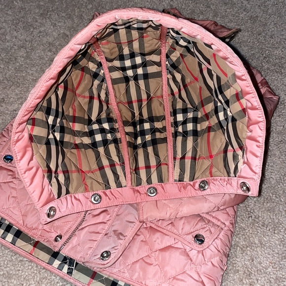 COPY - Authentic Burberry Kids Pink detachable hood quilted coat - Picture 14 of 16